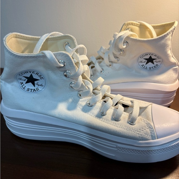 Converse Women's White High-Top Sneakers platform 10 - Picture 1 of 5